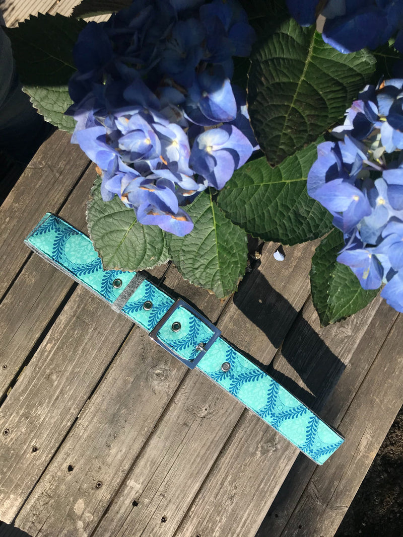 Gürtel in Stoff / Filz Kombination gemustert